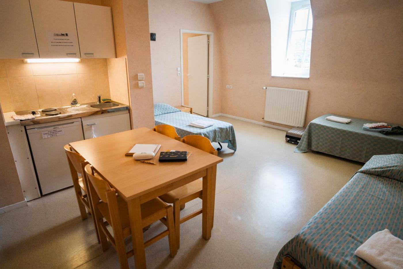 Hotel Accueil Du Couvent De Malet Saint-Côme-dʼOlt Pokój zdjęcie