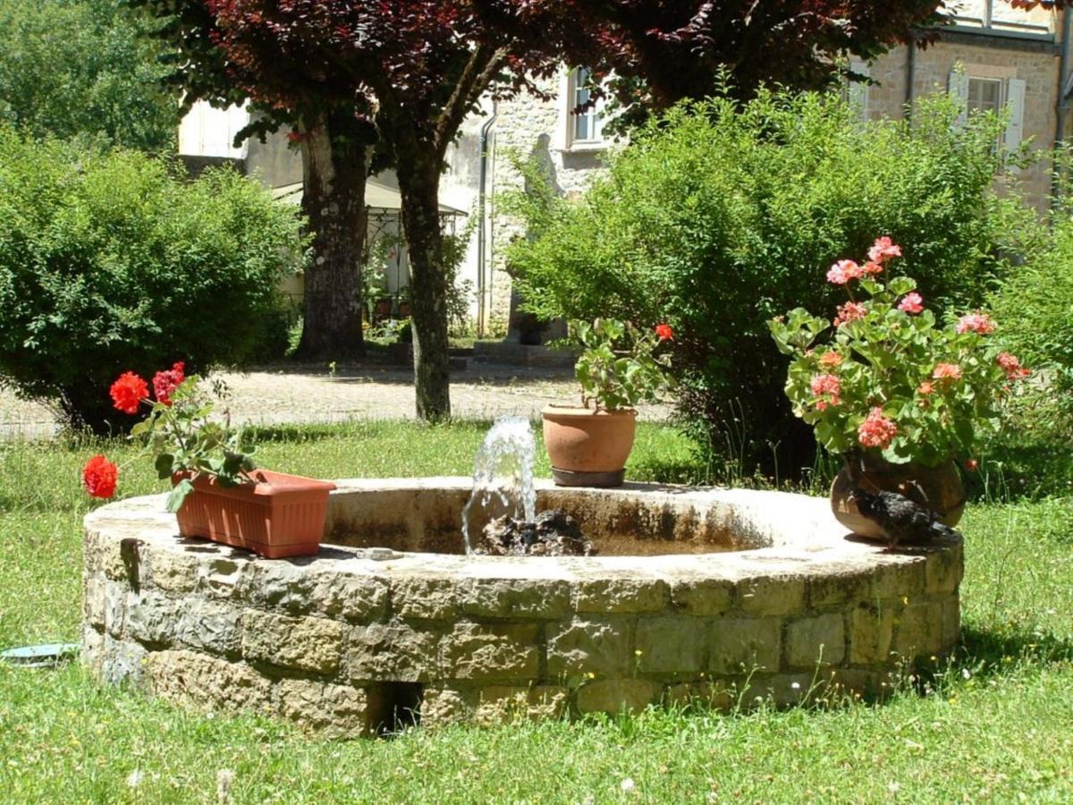 Hotel Accueil Du Couvent De Malet Saint-Côme-dʼOlt Zewnętrze zdjęcie